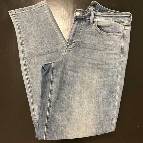 Judy Blue Denim - EUC Judy Blues Boyfriend Fit Jeans